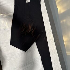 HUE Black Leggings Classic Style